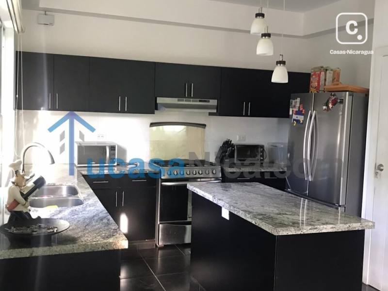 Apartment for sale or rent in Las Colinas, Managua – 4 beds, US$ 190,000