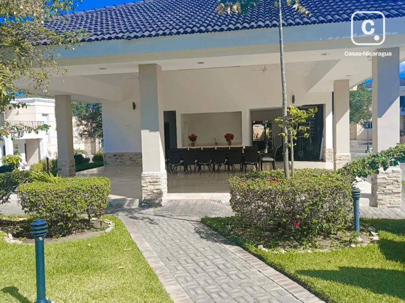 Apartment for sale or rent in Santo Domingo, Managua – 4 beds, US$ 230,000