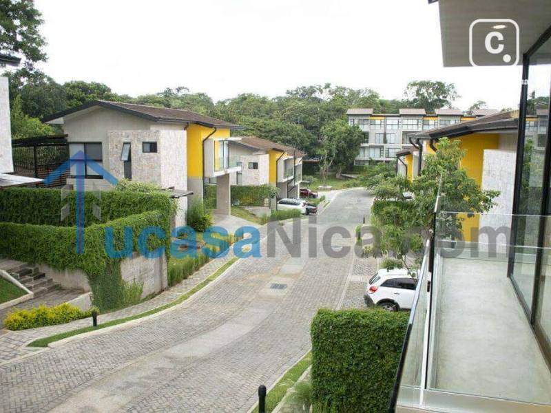 Apartment for rent in Villa Fontana Sur, Managua – 4 beds, US$ 1,900/month