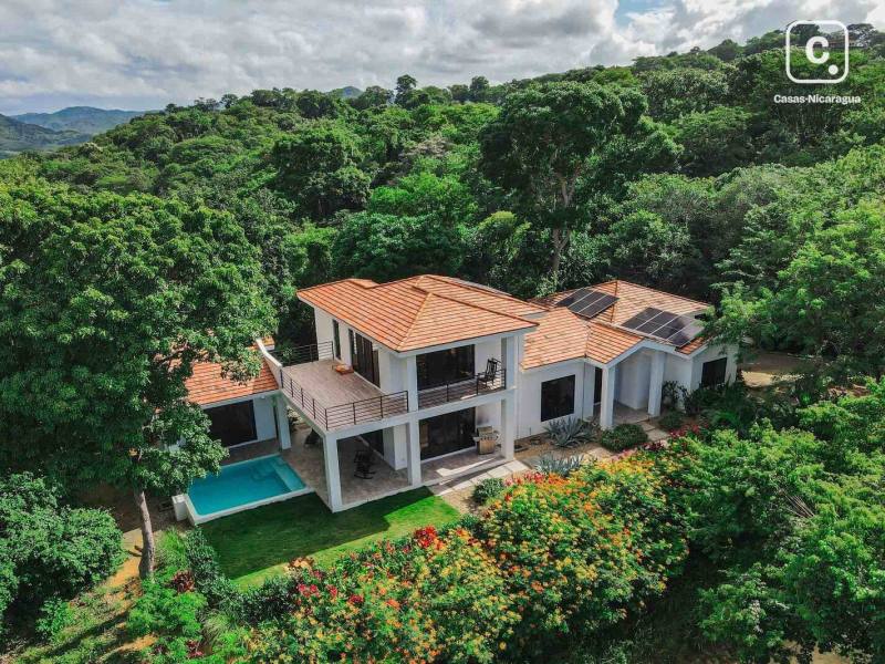 Casa de playa en venta en Tola, Rivas – 3 hab, 354 m²