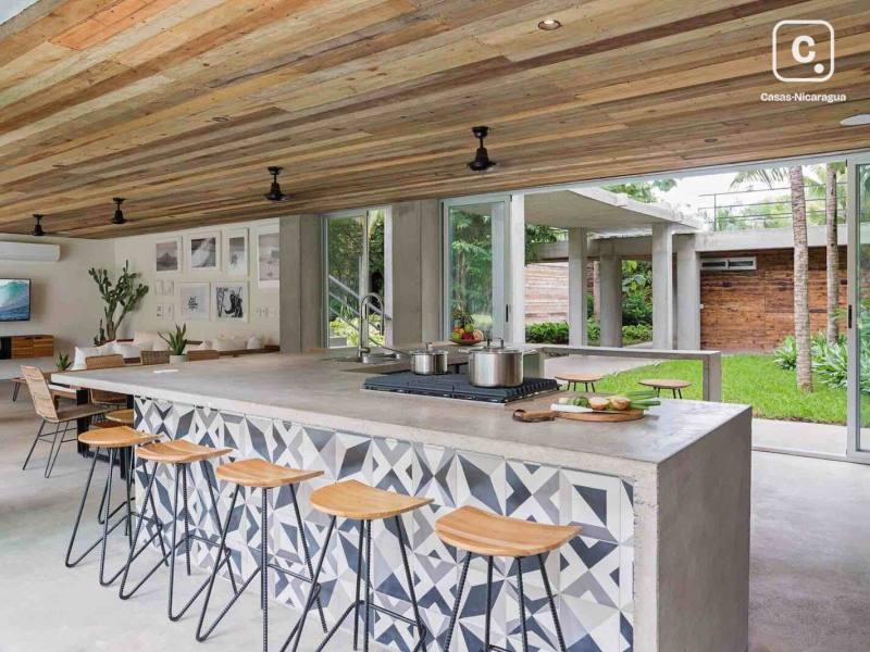 Beach house for sale in Tola, Rivas – 4 beds, 422 m²