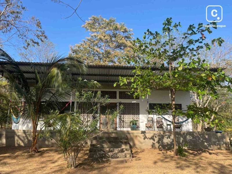 Casa de playa en venta en Tola, Rivas – 2 hab, 102 m²