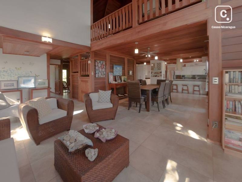 Casa de playa en venta en Tola, Rivas – 6 hab, 278 m²