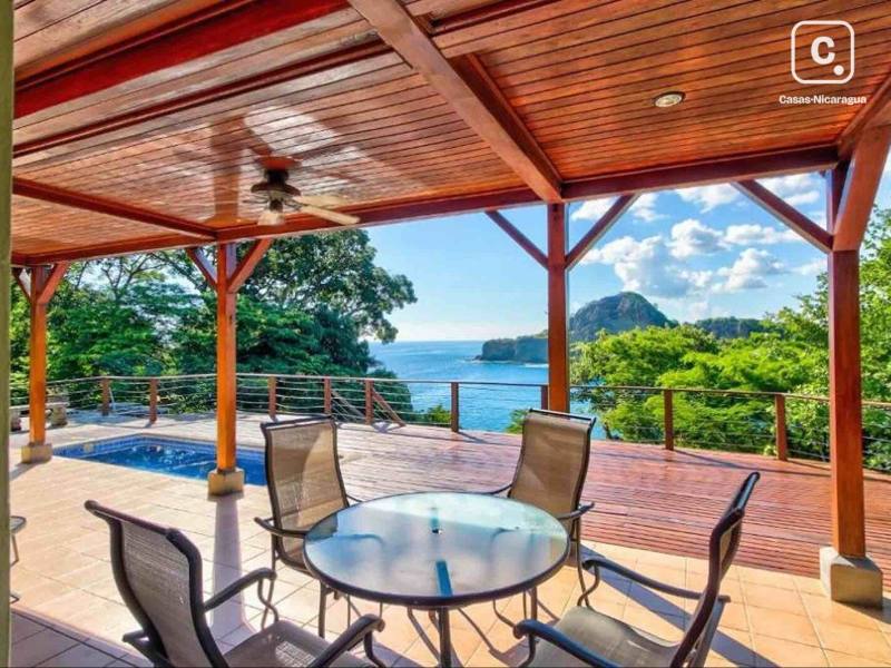 Beach house for sale in Tola, Rivas – 4 beds