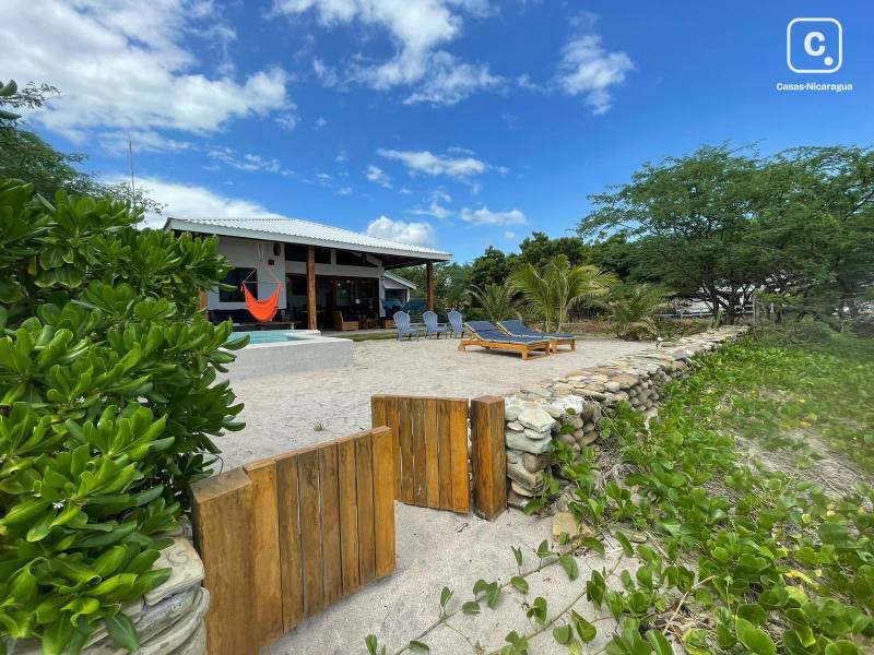 Beach house for sale in Tola, Rivas – 3 beds, 145 m²