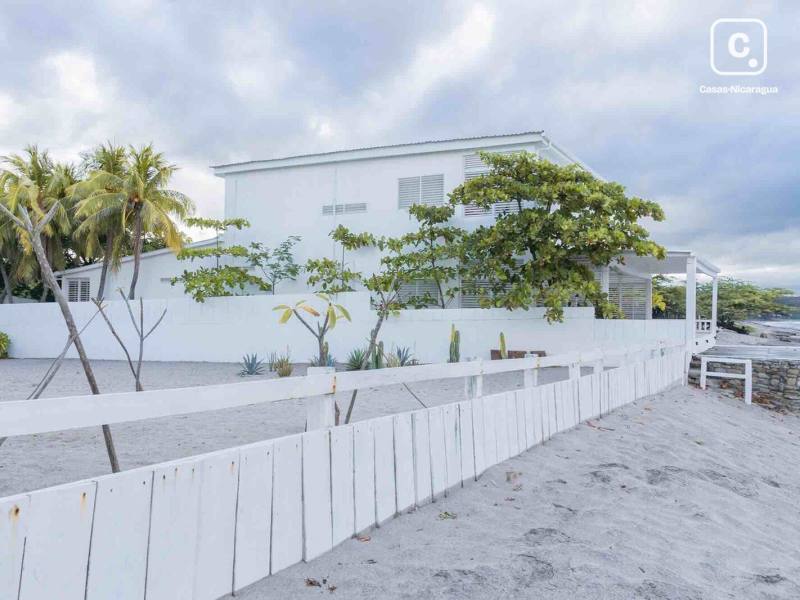 Beach house for sale in Tola, Rivas – 3 beds, 325 m²