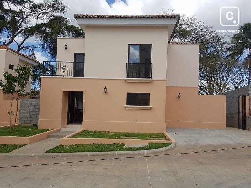 House for rent in Villa Fontana, Managua – 3 beds, US$ 1,200/month