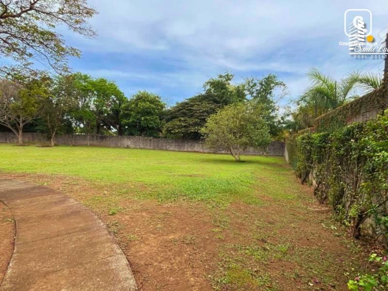 Casa en venta en Santo Domingo, Managua – 1,933 varas²