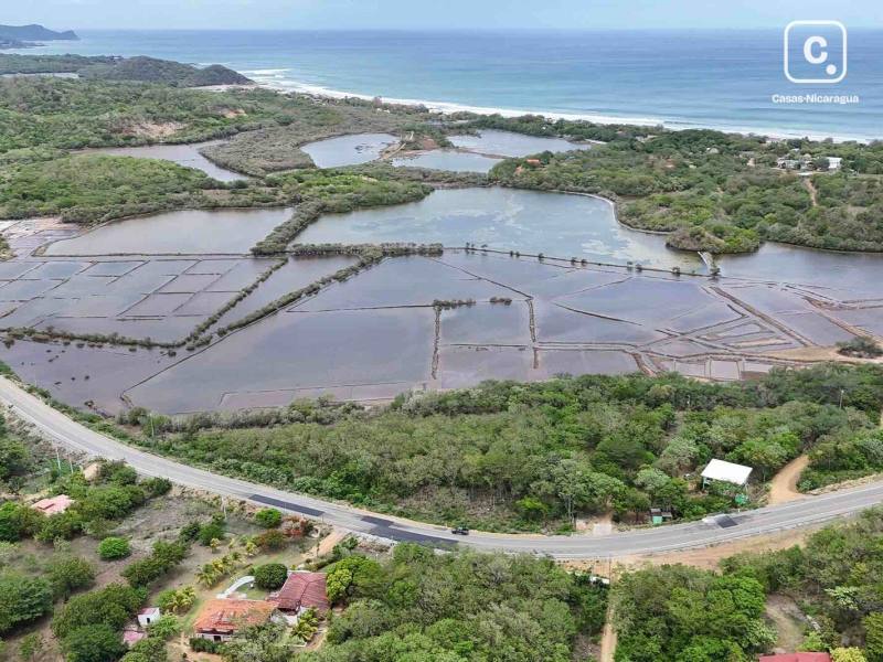 Commercial unit for sale in Tola, Rivas – 724 m²