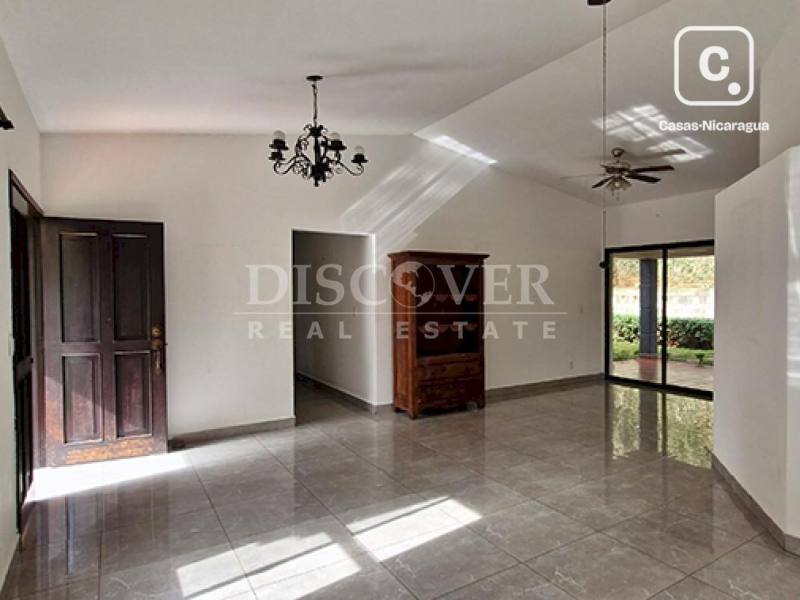 House for rent in Las Colinas, Managua – 3 beds, 130 m²
