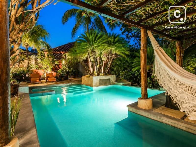 Apartment for sale in Rivas – 5 beds, 720 m²