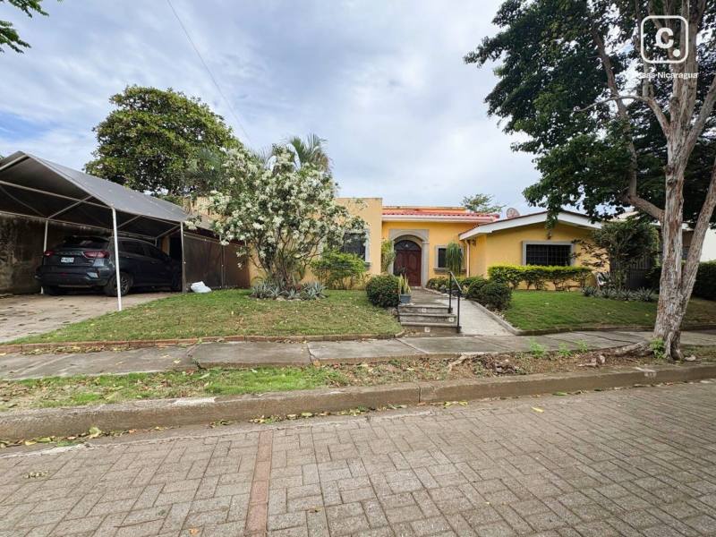 Apartamento en alquiler en Managua – 3 hab, 320 m²