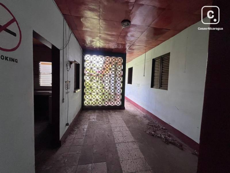 Apartamento en venta en León – 14 hab, 684 m²