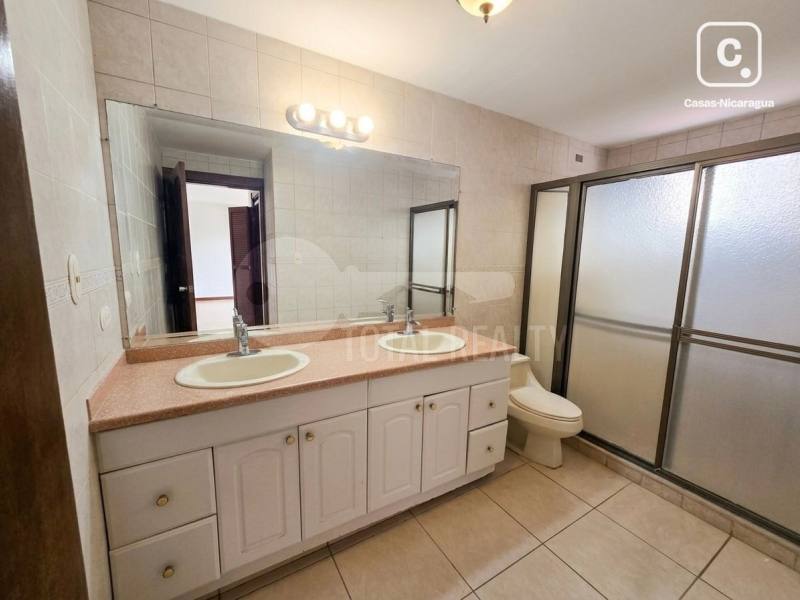 Casa en venta en Las Hadas, Santo Domingo, Managua