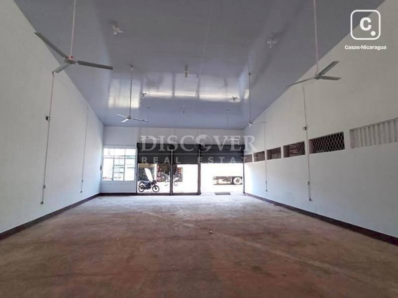 Local comercial en alquiler en Rivas – 176 m²