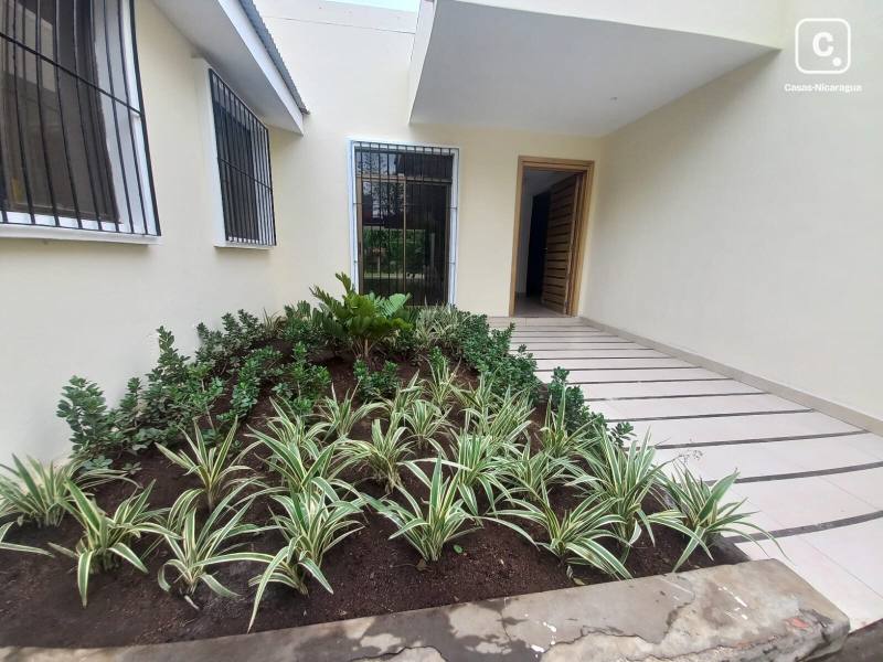 Casa en alquiler en Villa Fontana, Managua – 5 hab, 202 m²