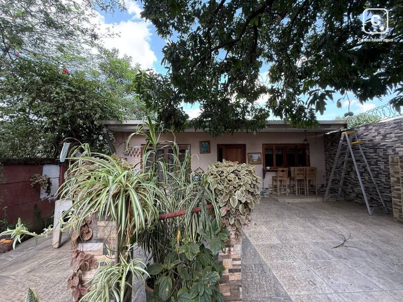 Casa en venta en Bolonia, Managua – 9 hab, 426 m²