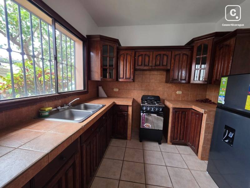 Casa en alquiler en Managua – 3 hab, 150 m², US$ 850/mes