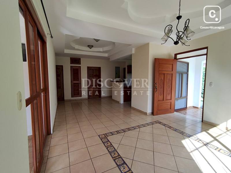 House for sale in Carretera Masaya, Managua – 3 beds, 200 m², US$ 140,000