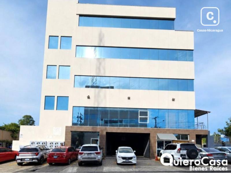 Oficina en alquiler en Villa Fontana, Managua – 100 m², US$ 1,700/mes