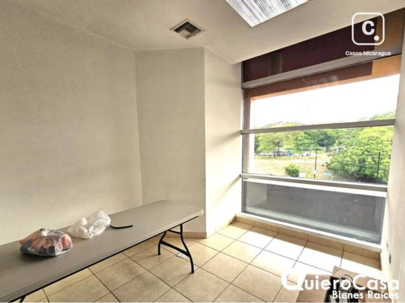 Oficina en alquiler en Managua – 400 m², US$ 6,800/mes