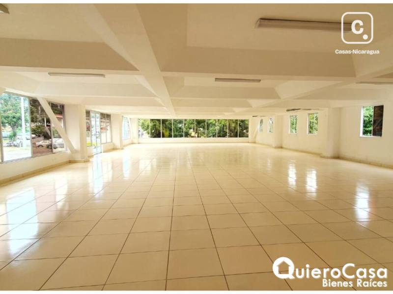 Oficina en venta en Las Cumbres, Managua – 2,300 m²