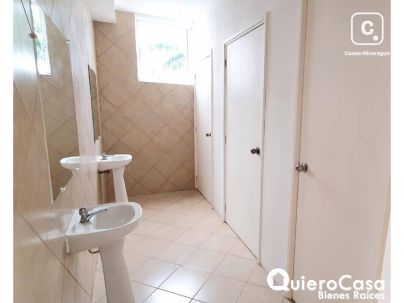 Office for rent in Las Cumbres, Managua – 920 m²