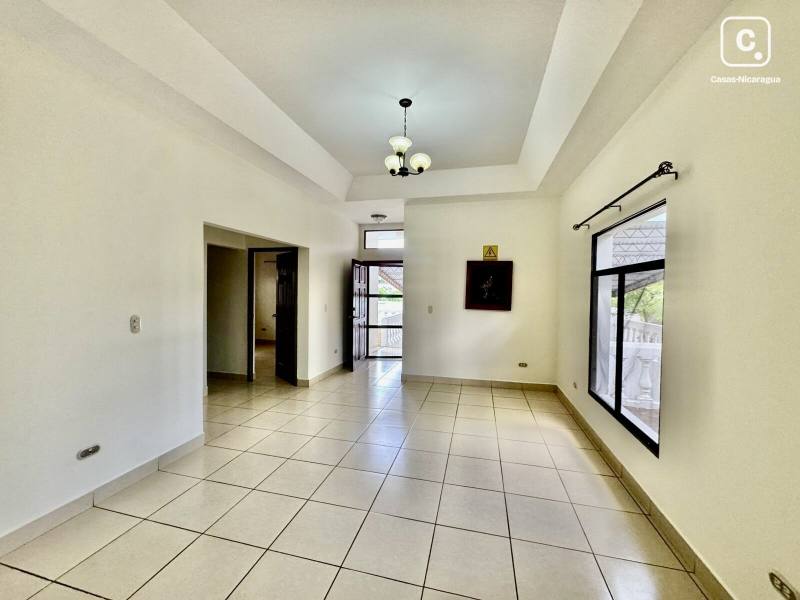 Casa en venta en Villa Fontana, Managua – 3 hab, 140 m²