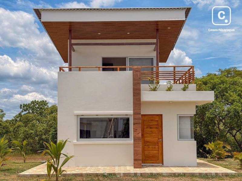 Casa en venta en Managua – 2 hab, 95 m², US$ 239,000