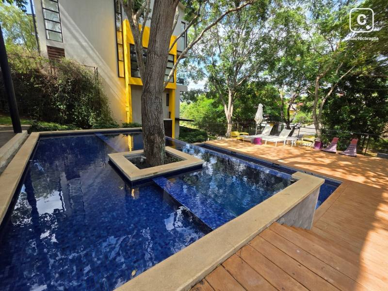 Casa en alquiler en Villa Fontana Sur, Managua – 3 hab, 300 m²