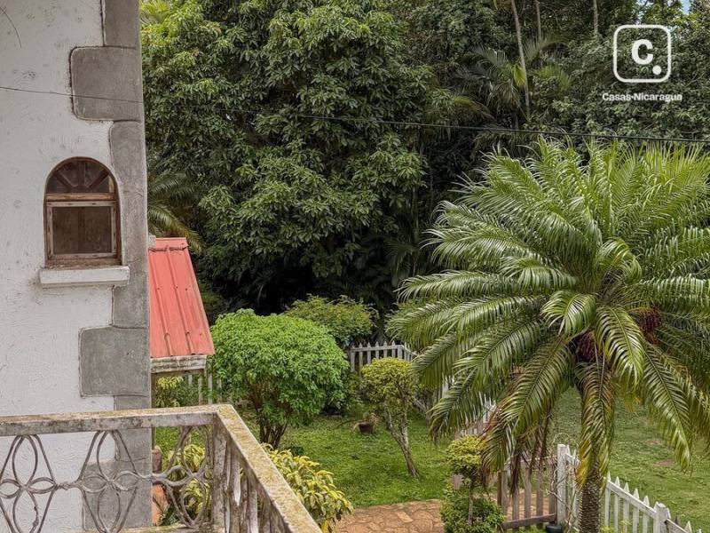 House for sale in Carazo – 5 beds, 416 m²