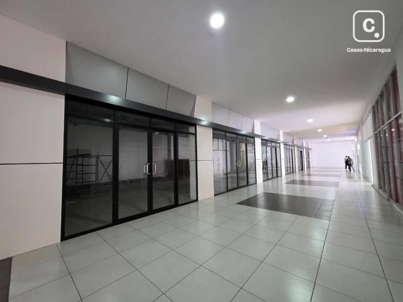 Commercial unit for rent in Suburbana, Managua – 47 m², US$ 1,212/month