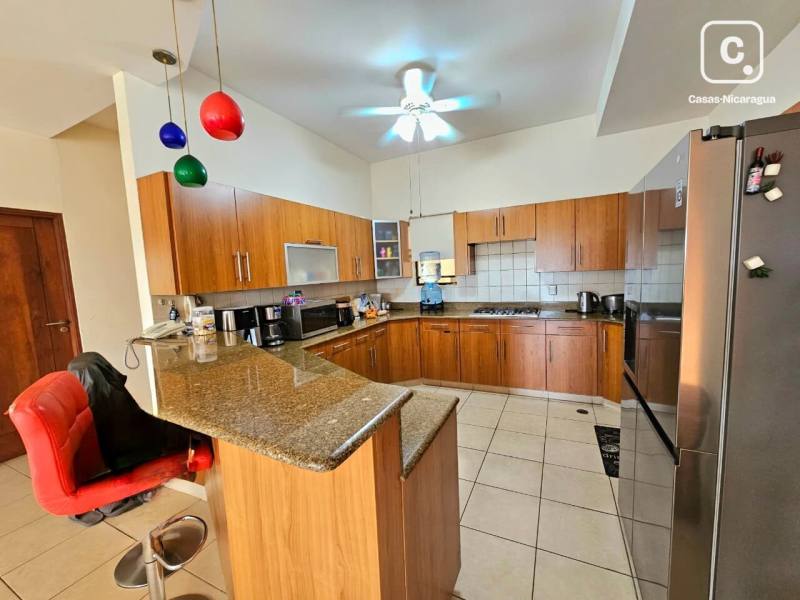 Apartment for sale in Managua – 3 beds, 228 m²