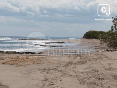 Terreno de playa en venta en Playa Hermosa, Leon