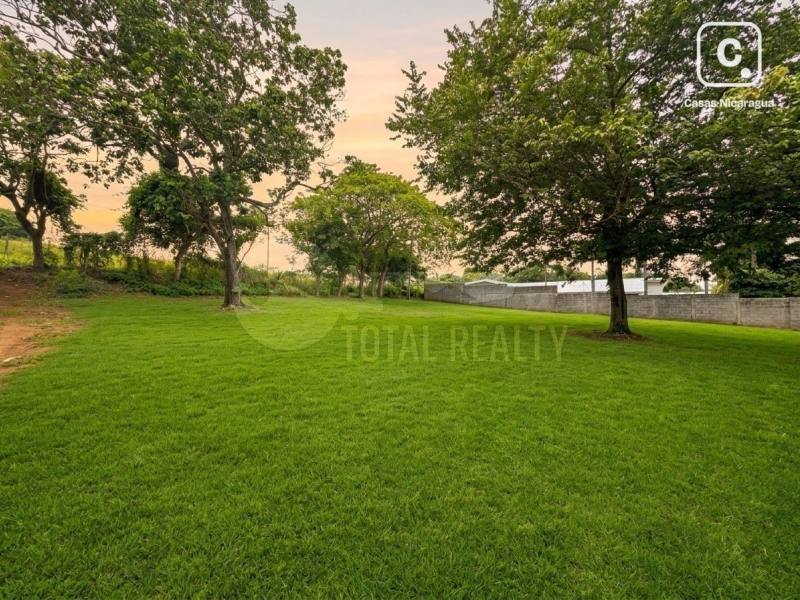 Lot for sale in Santo Domingo