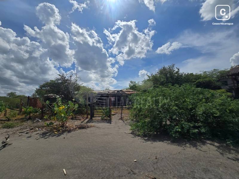 Lot for sale in Playa Hermosa, Leon