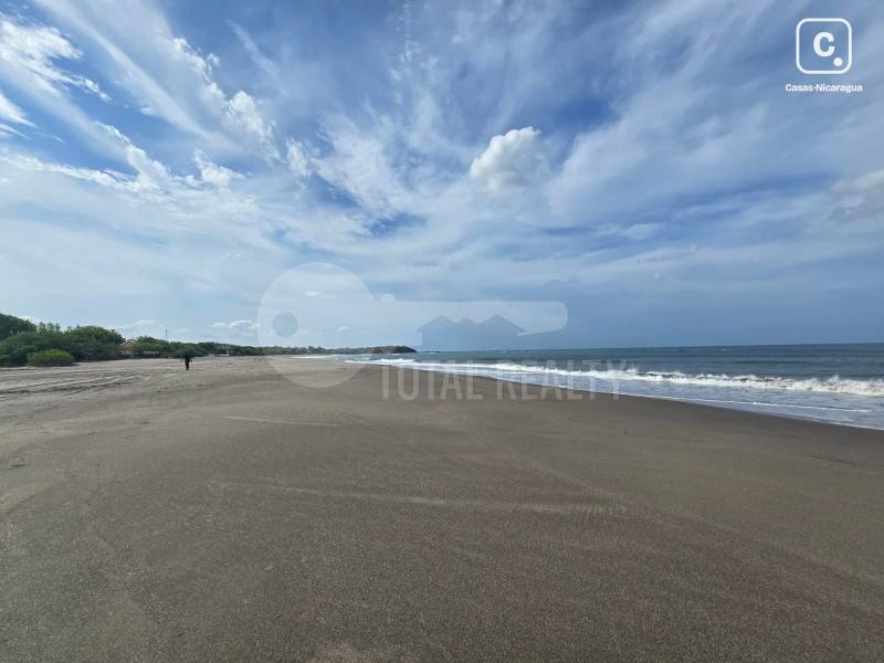 Lot for sale in Playa Hermosa, Leon