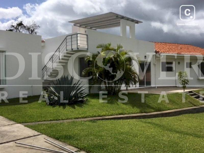 House for sale in Santo Domingo, Managua – 4 beds, 700 m², US$ 888,000