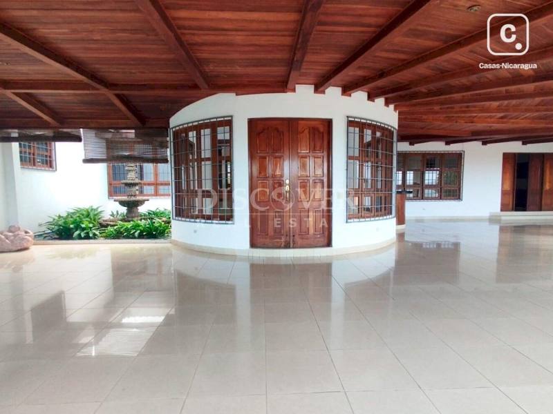 Casa en alquiler en Carretera Sur, Managua – 4 hab, 711 m²