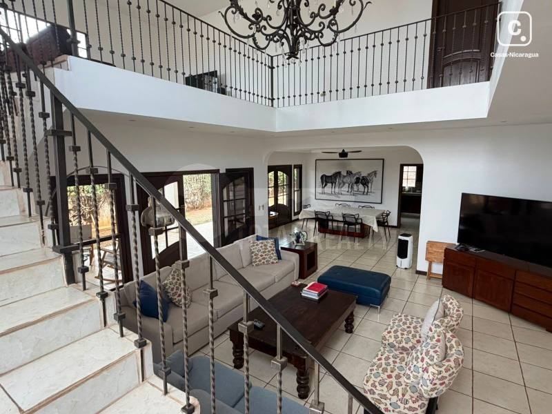 House for sale in Las Cumbres
