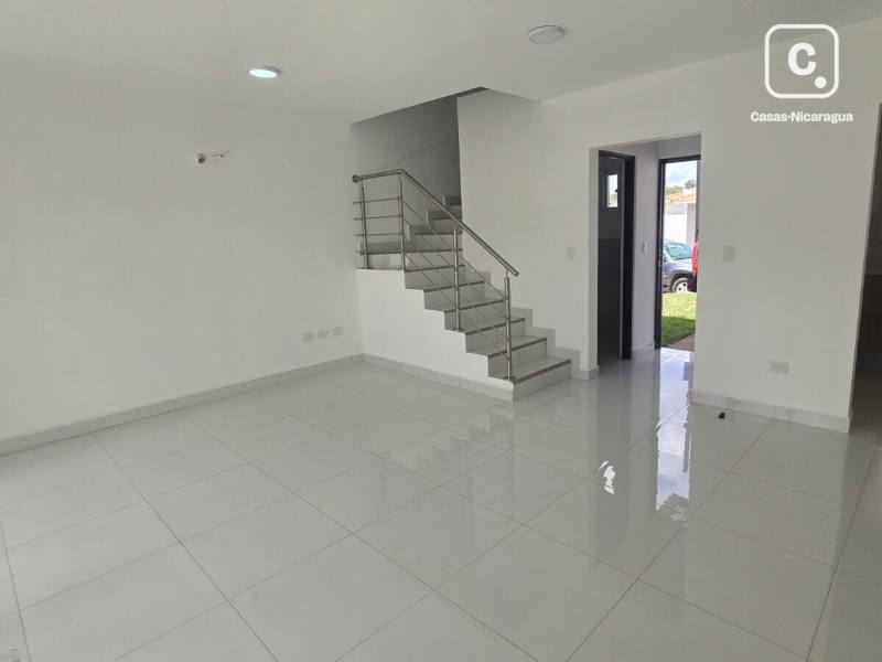 House for rent in Las Colinas, Managua – 3 beds, 135 m²