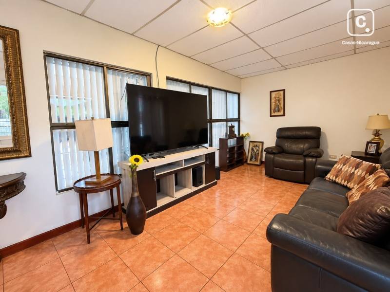 Casa en venta en Managua – 3 hab, 160 m², US$ 98,000