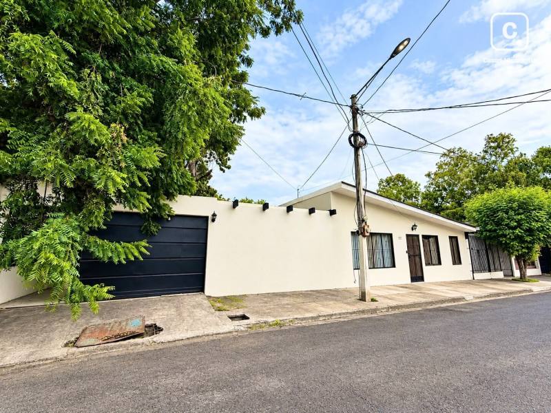 Casa en venta en Managua – 3 hab, 160 m², US$ 98,000