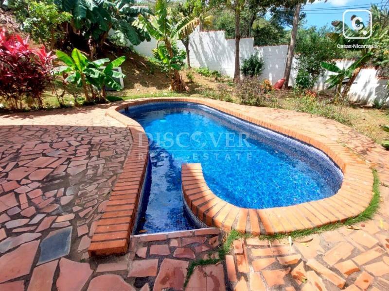 House for sale in Villa Fontana, Managua – 5 beds, 945 m²