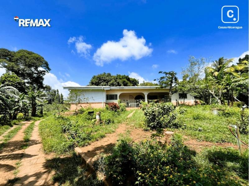 House for sale in Dolores, Carazo – 6 beds, 318 m²