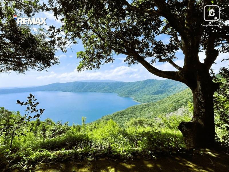 Terreno en venta en Catarina, Masaya – 1,592 varas²