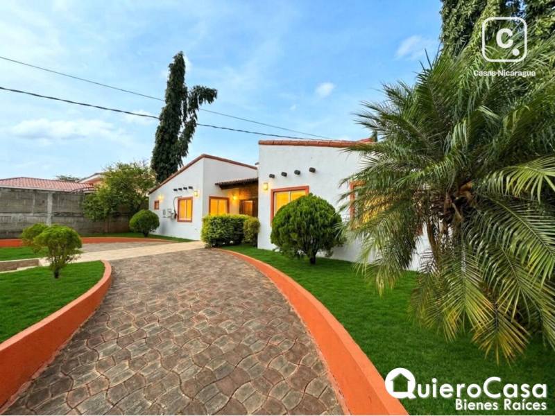 House for sale in Las Colinas, Managua – 3 beds, 230 m²