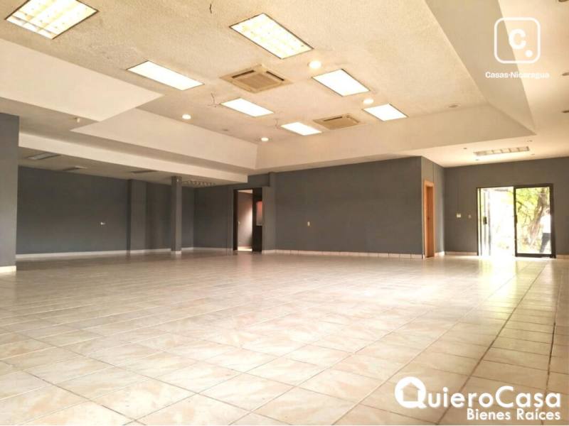 Local comercial en alquiler en Villa Fontana, Managua – 1,102 varas²
