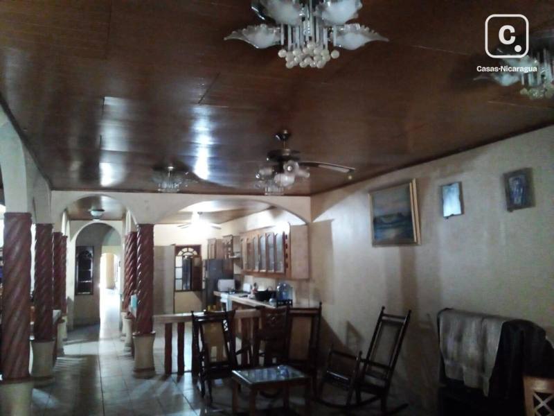 Casa en venta en Chinandega – 3 hab, 166 m²