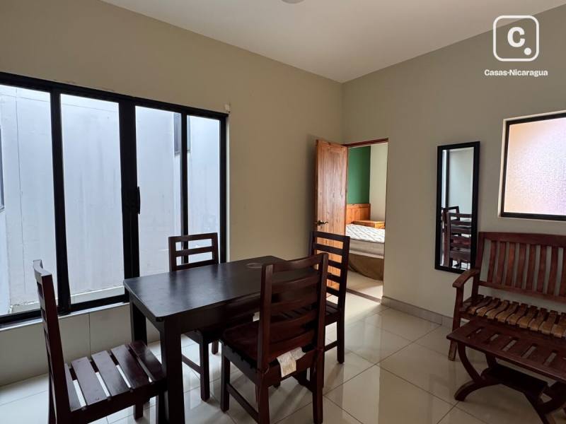 Apartment for rent in Granada – 3 beds, 85 m²